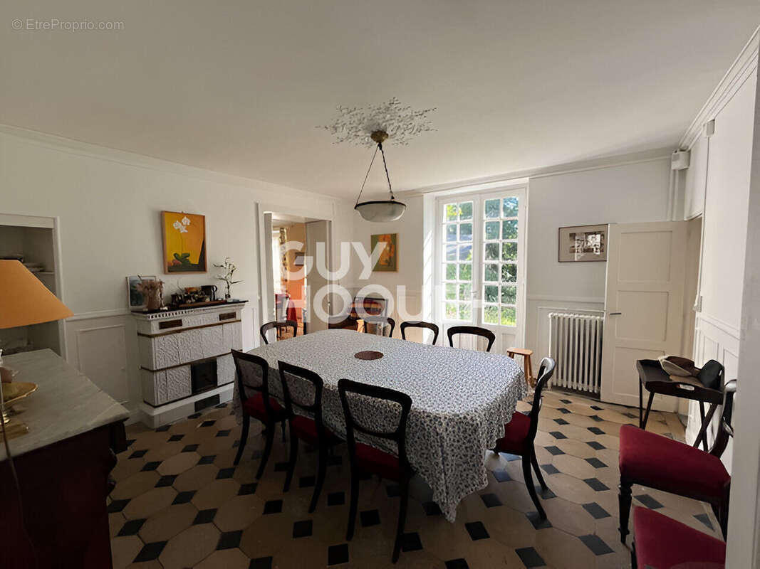 Maison à MALESHERBES