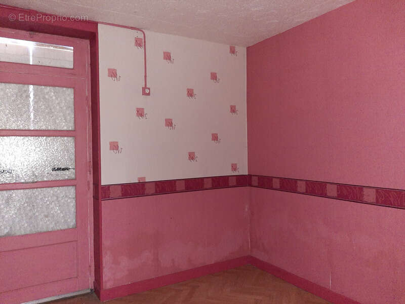 Maison à LES GUERREAUX