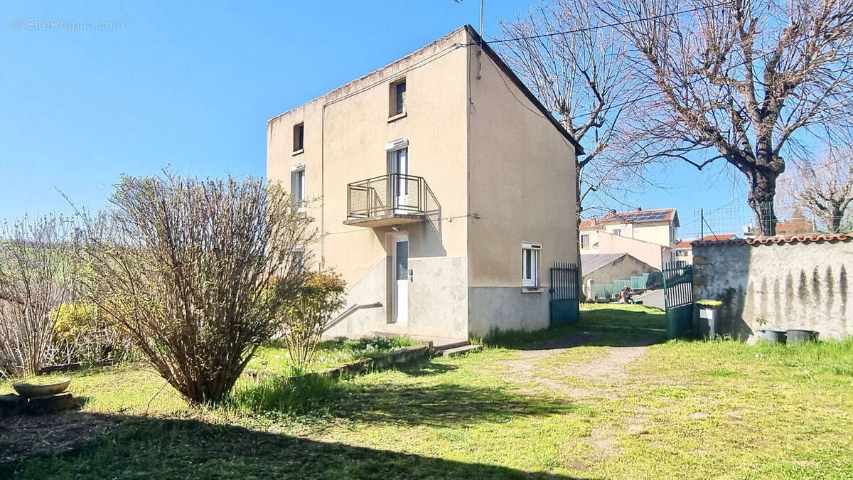 Maison à VERTAIZON