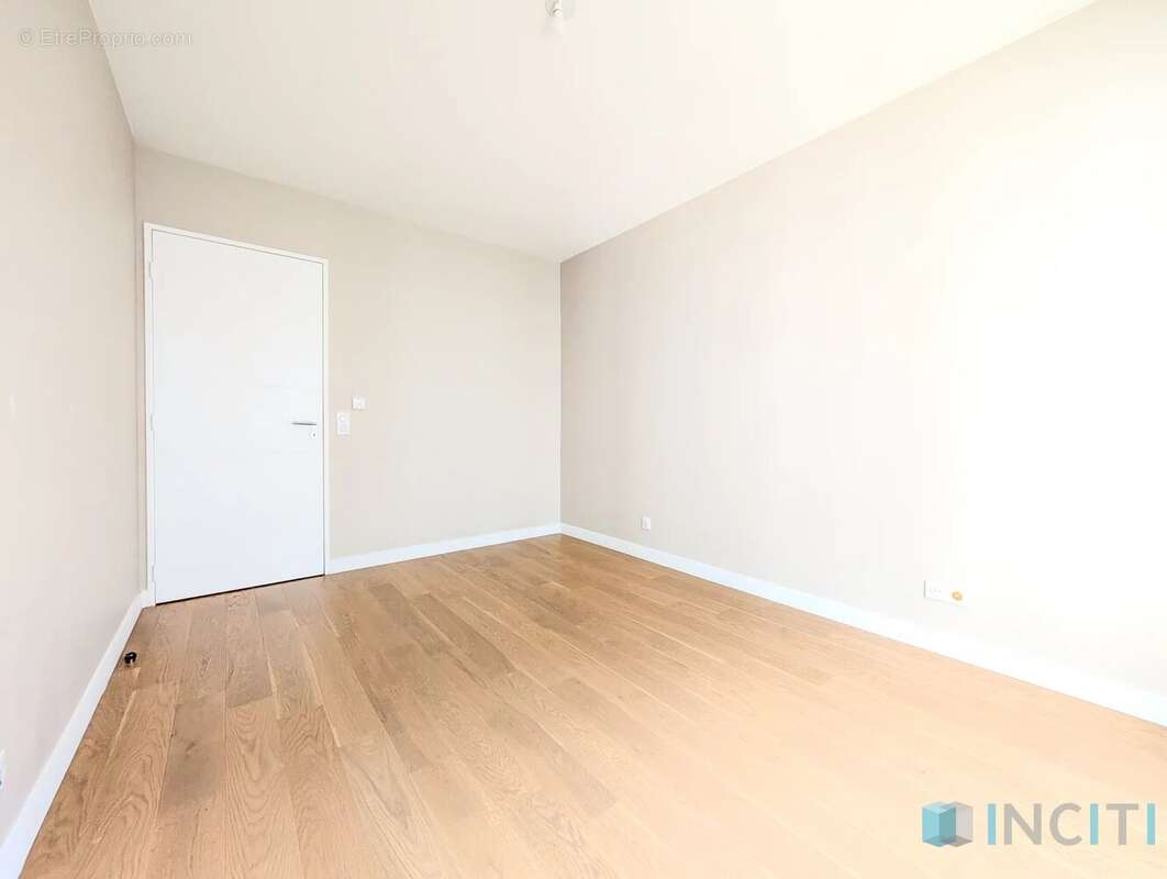 Appartement à ISSY-LES-MOULINEAUX