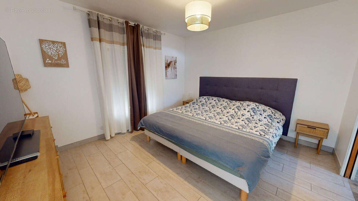 Maison à VAUX-SUR-MER