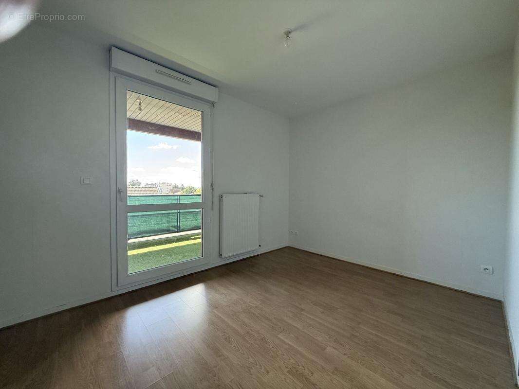 Appartement à CHENOVE