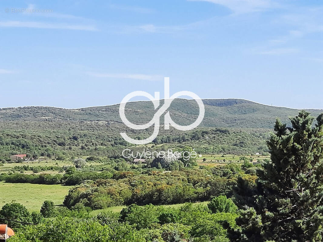 Terrain à LA BOISSIERE