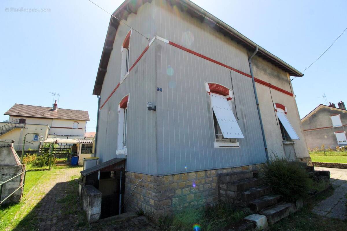 Photo 1 - Maison à MONTCEAU-LES-MINES