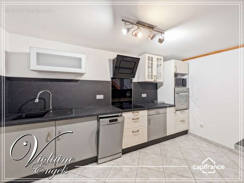 Appartement à LEZIGNAN-CORBIERES