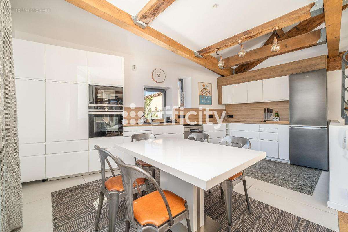 Maison à MARSEILLE-9E