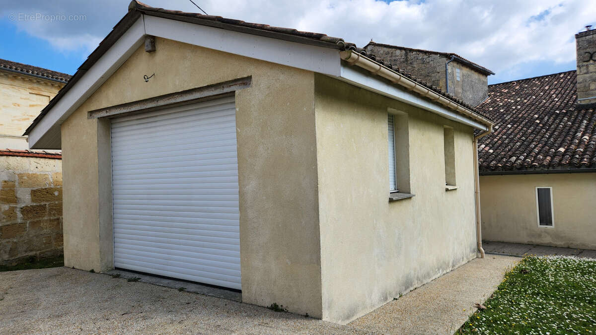 Maison à SAINT-ANDRE-DE-CUBZAC