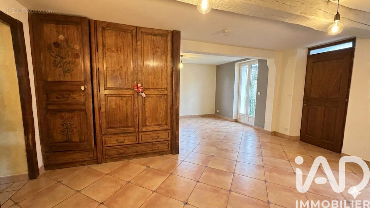 Maison 152 m² à Chalautre-La-Grande  - photo 5
