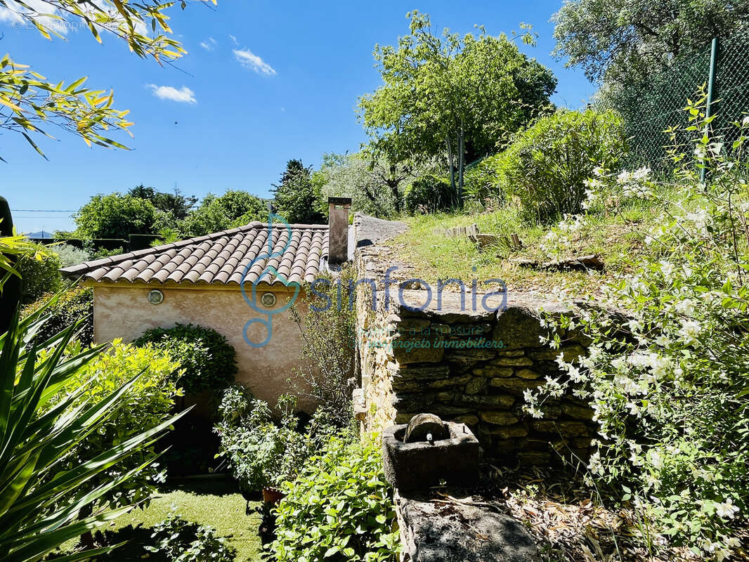 Maison à SERNHAC