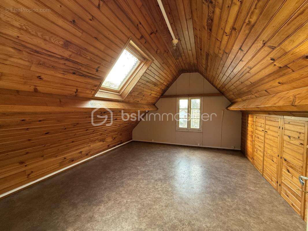 Maison à CHATEAUNEUF-EN-THYMERAIS