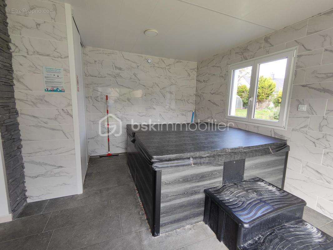 Maison à ROZ-SUR-COUESNON