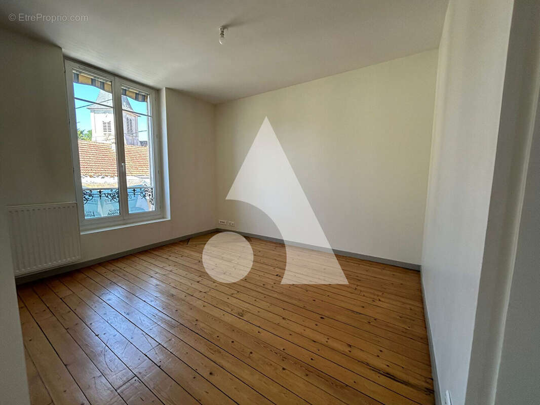 Appartement à SAINT-GERMAIN-SUR-MORIN