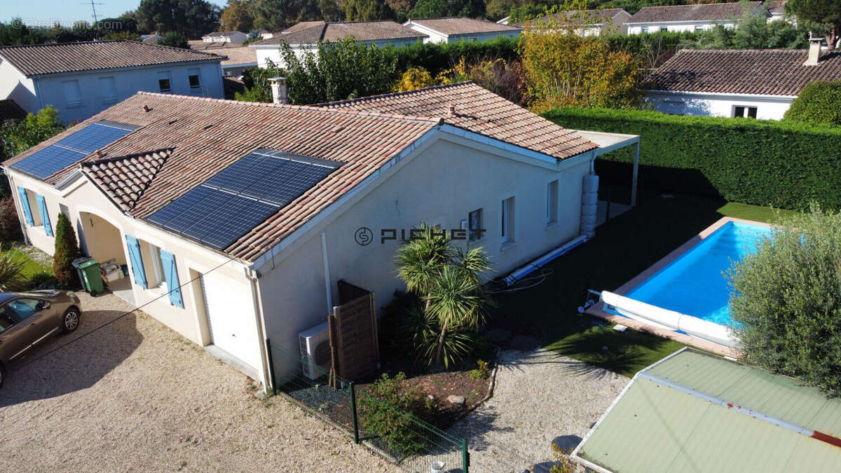 Maison à SAINT-MEDARD-EN-JALLES