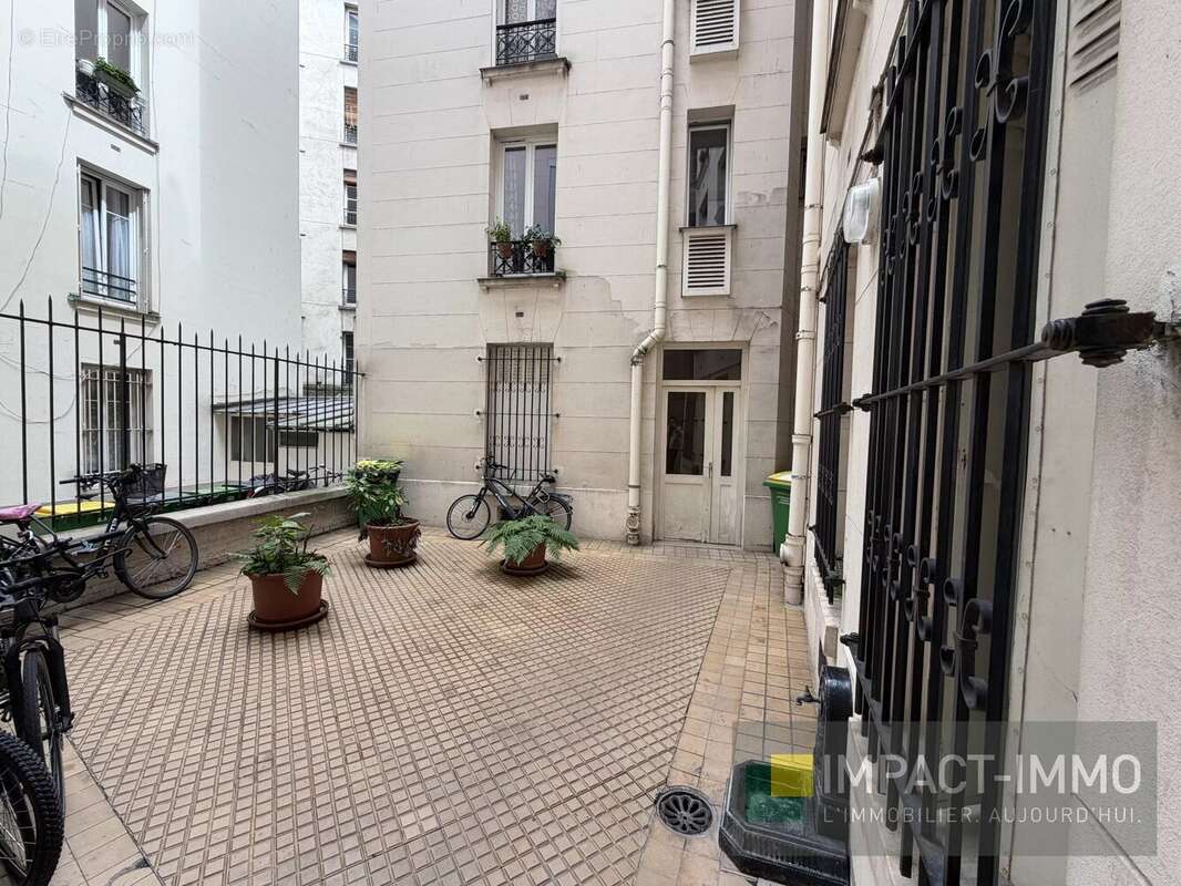 Appartement à PARIS-18E