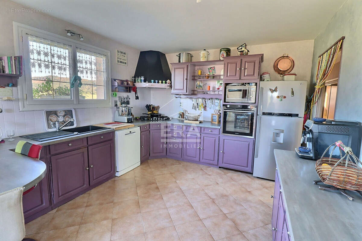 Maison à LACAPELLE-MARIVAL