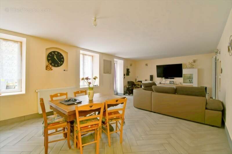 Maison à CHATEAUMEILLANT