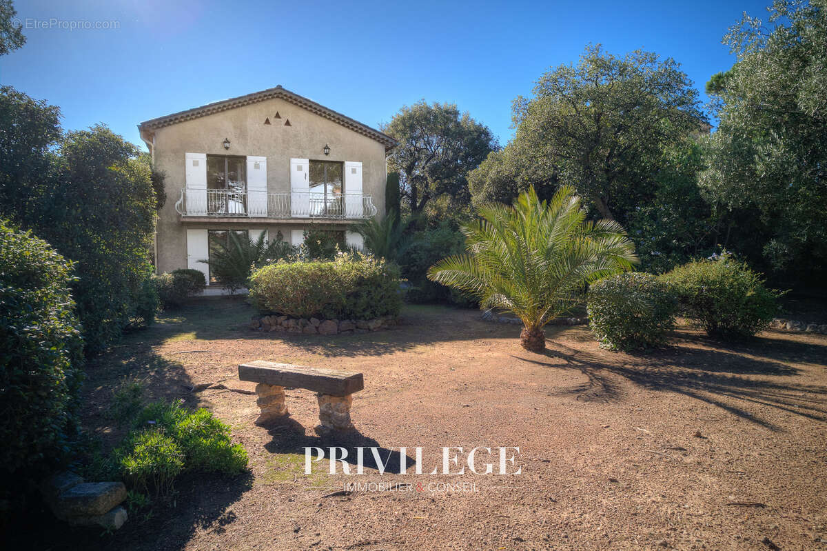 Maison à SAINTE-MAXIME