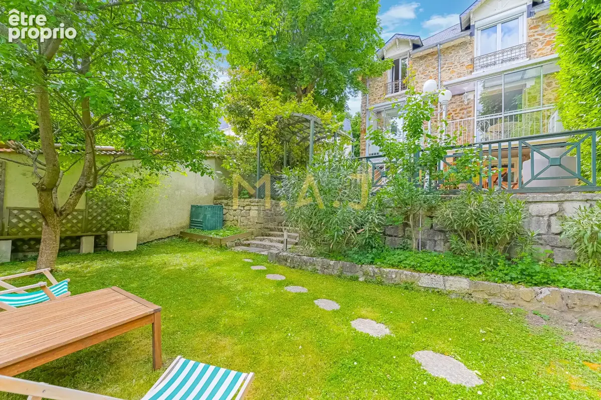 Maison 6 pièces de 130 m2 - Centre ville - photo 12