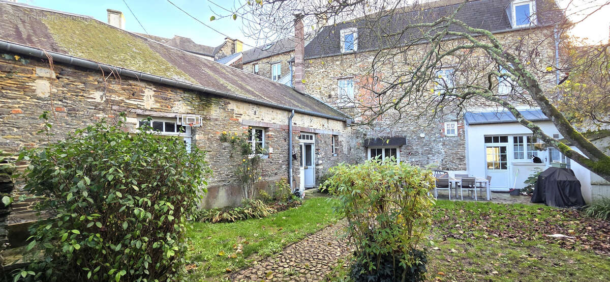 Maison à BALLEROY