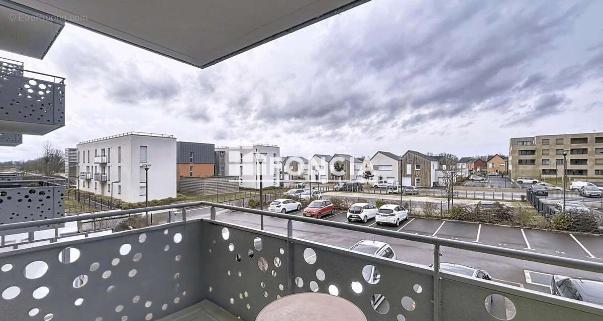 Appartement à COLOMBELLES