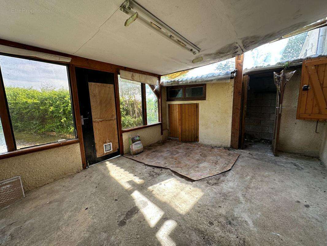 Maison de 85 m² sur la commune de Rouvres les Bois (36110) - photo 12