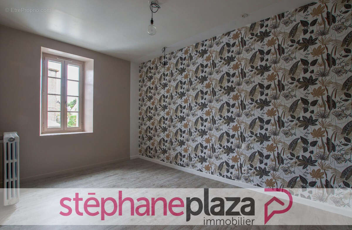 Maison à LOUVIGNE-DE-BAIS