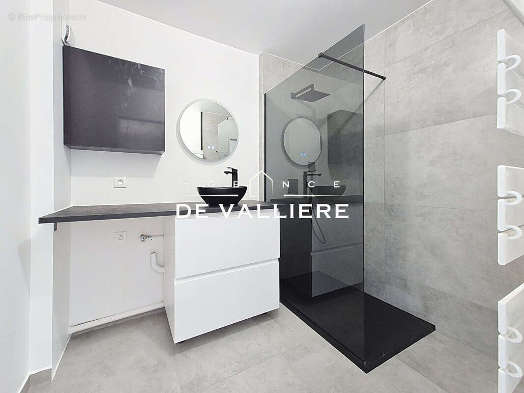 Appartement à NANTERRE
