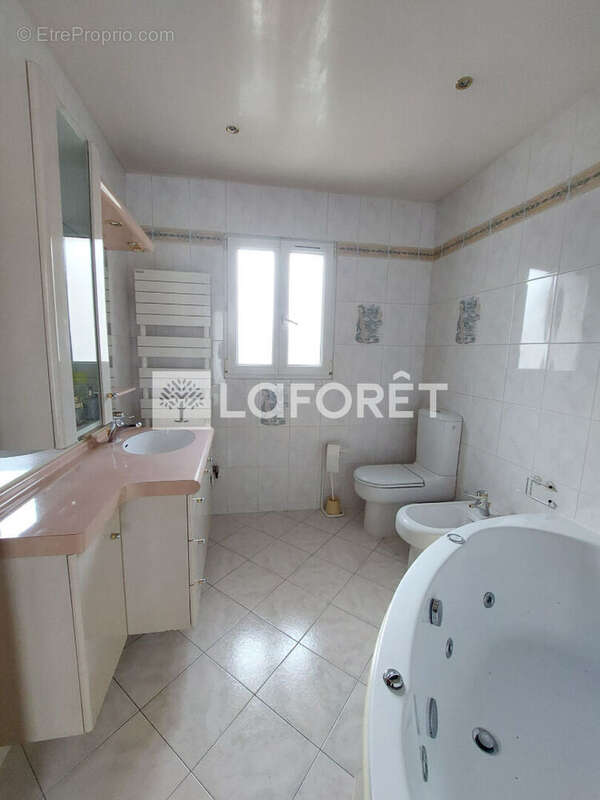 Maison à VILLEMOMBLE