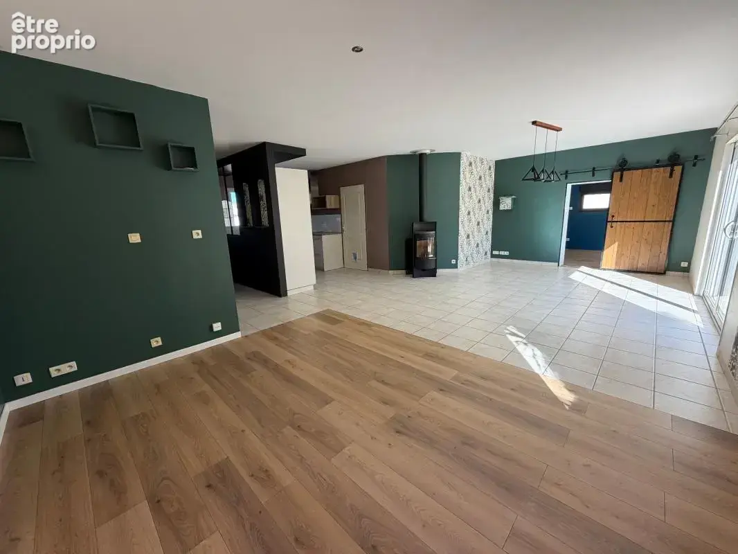 Corpe (85) calme absolu villa 2009 plain pied grand confort avec piscine double garage sur 1068m² clos - photo 2