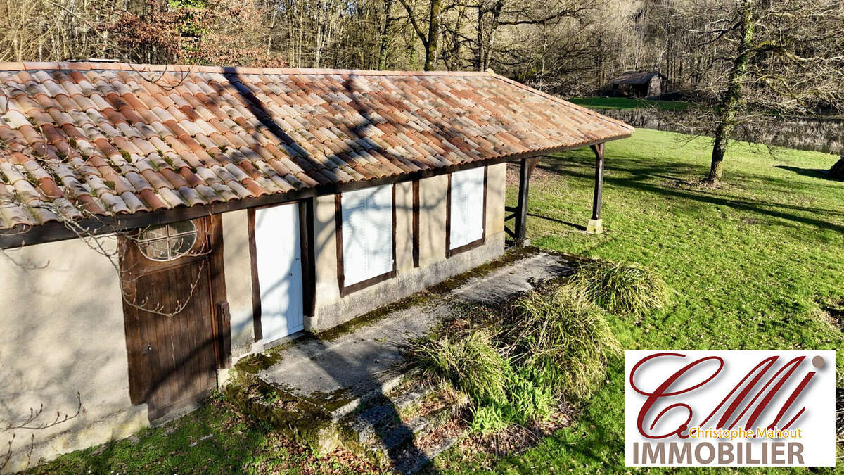 Terrain à BEAULIEU-EN-ARGONNE