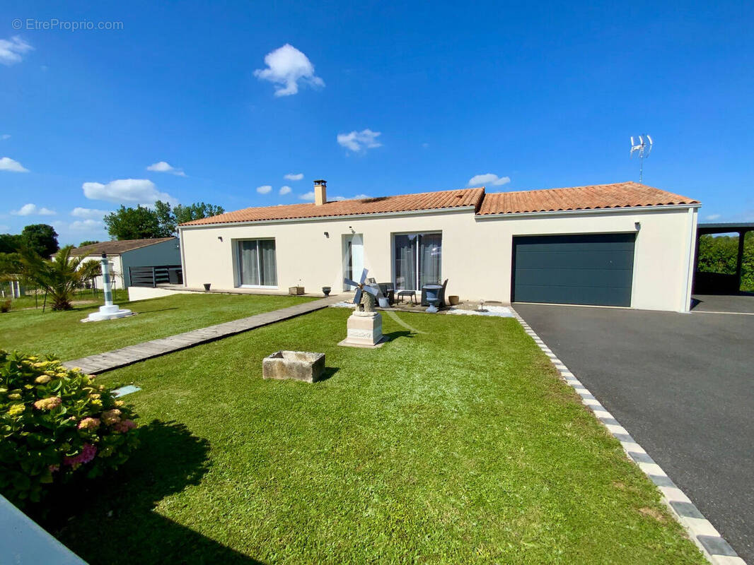 Maison à PONS
