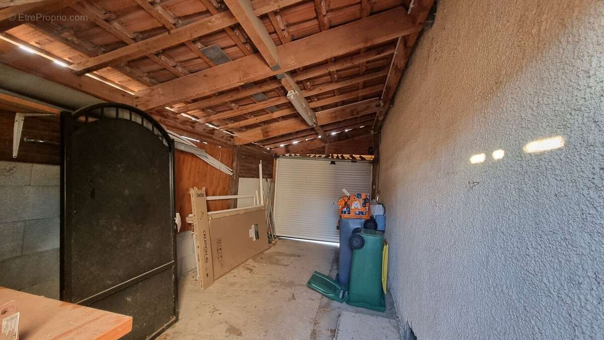 Maison à VILLENEUVE-LES-BEZIERS