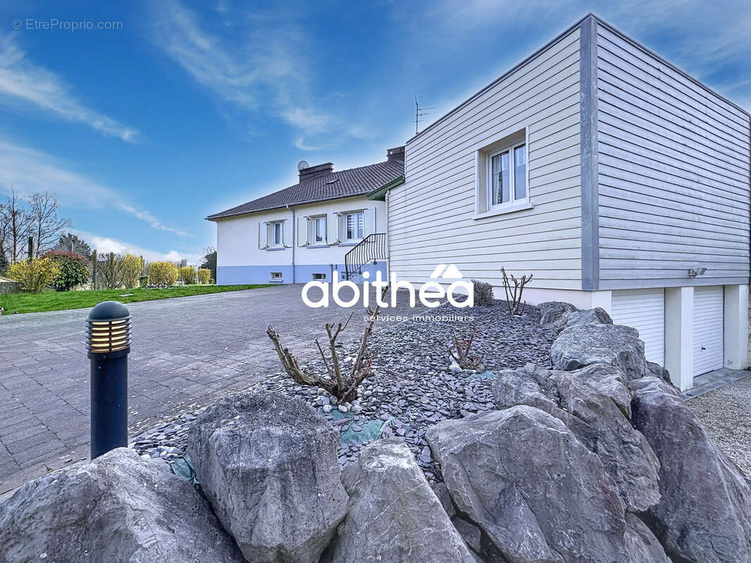 Maison à SAINTE-CATHERINE