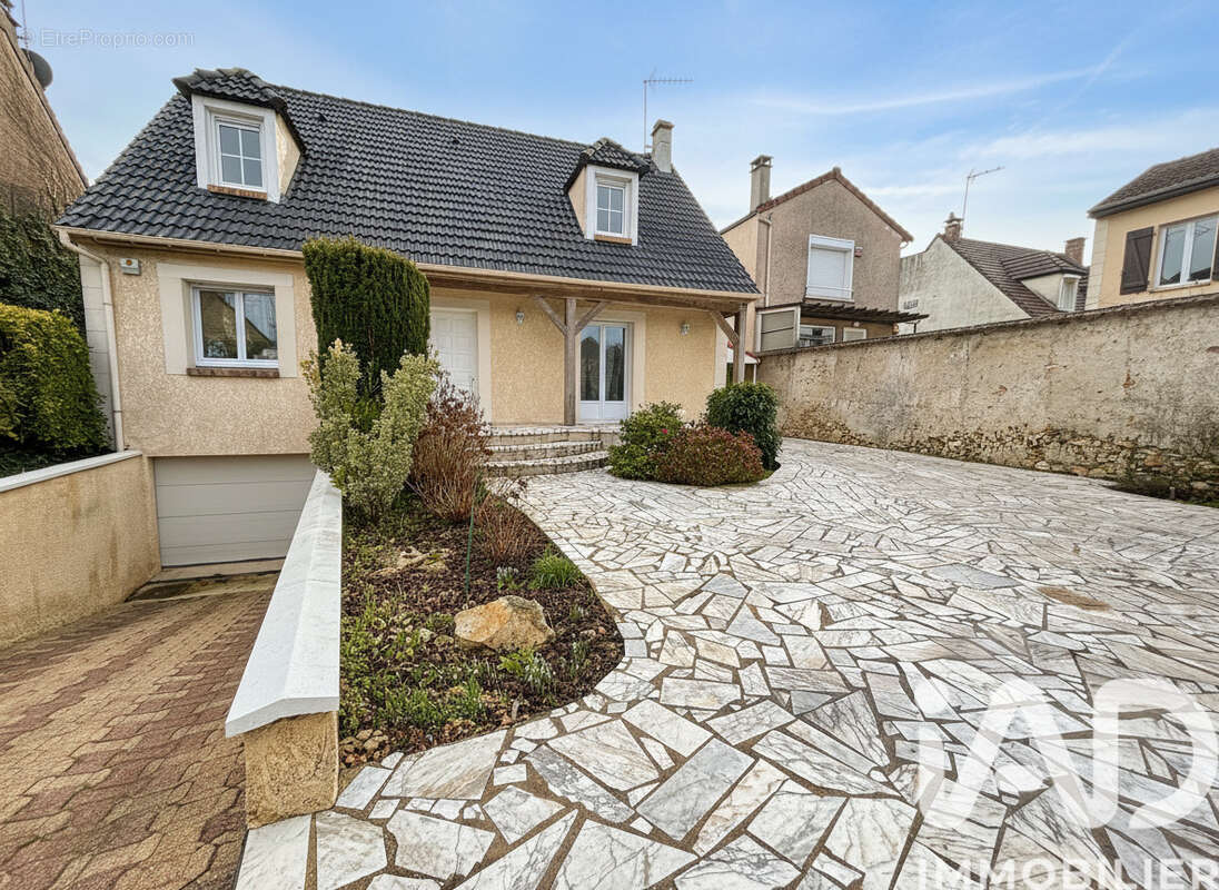 Photo 4 - Maison à TORCY