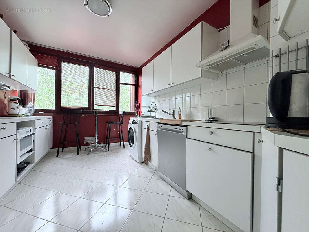 Appartement à FONTENAY-LE-FLEURY