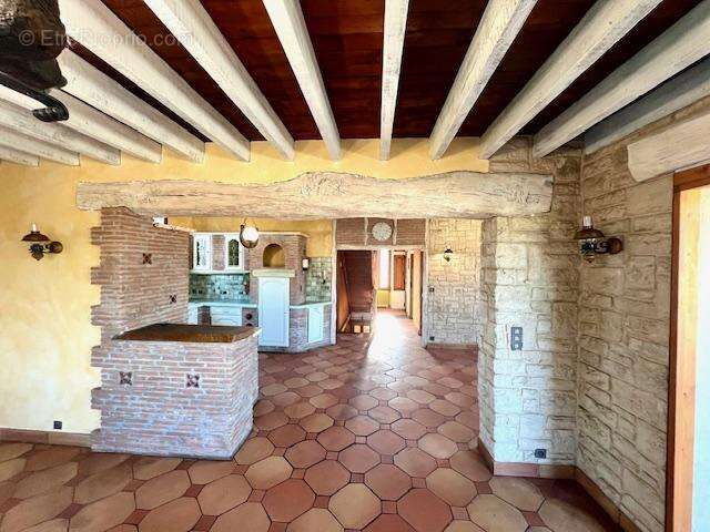 Grande maison familiale  en GIRONDE (dans l' entre-deux mers) - photo 3