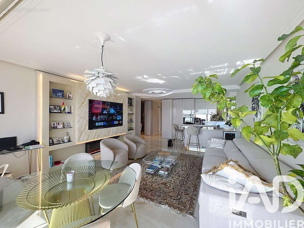 Photo 3 - Appartement à ROQUEBRUNE-CAP-MARTIN