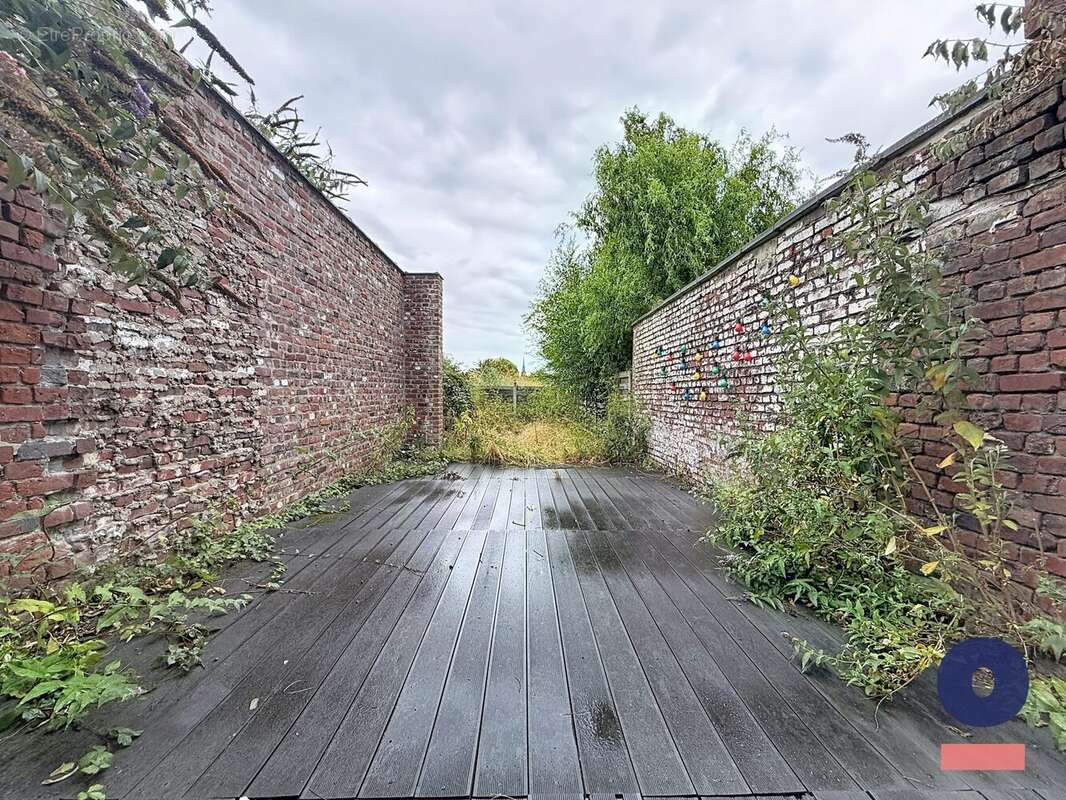 Maison 86 m² à Tourcoing  - photo 6
