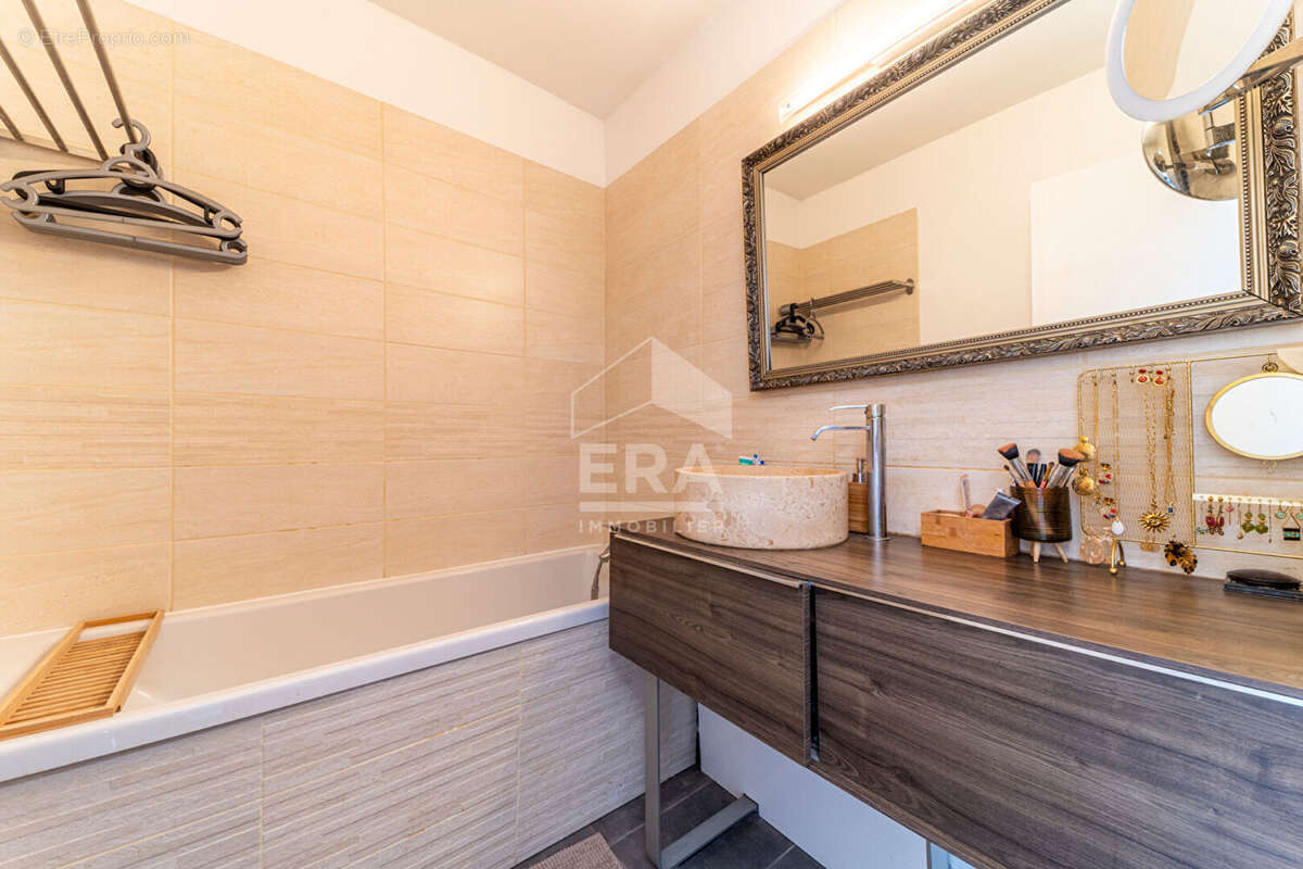 Appartement à MARCQ-EN-BAROEUL