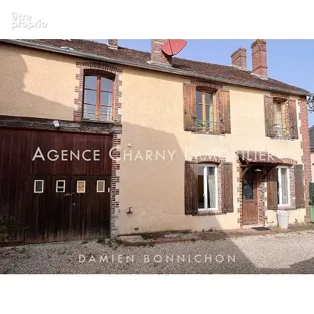 Maison à CHARNY