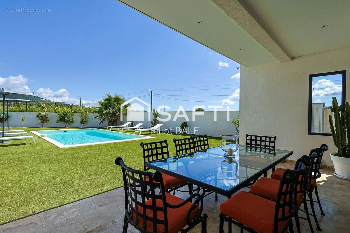 Photo 3 - Maison à COGOLIN