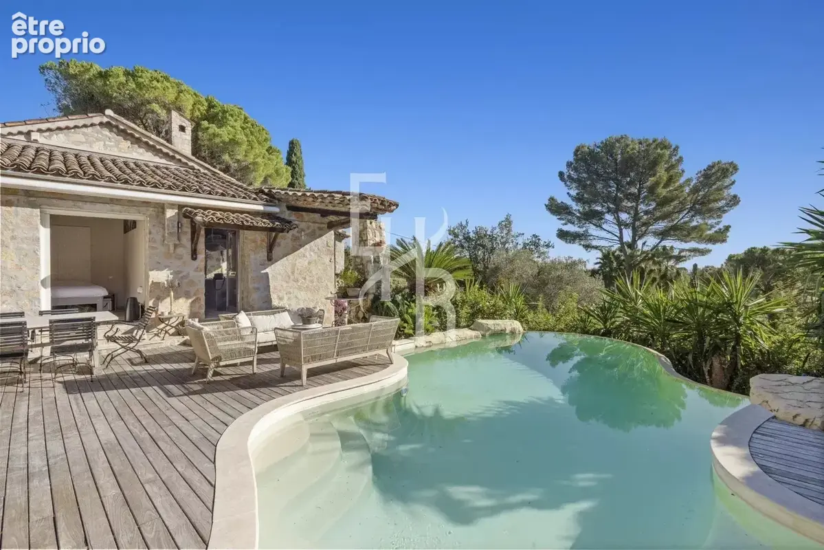 Photo Maison à Mougins au prix de 1 995 000€