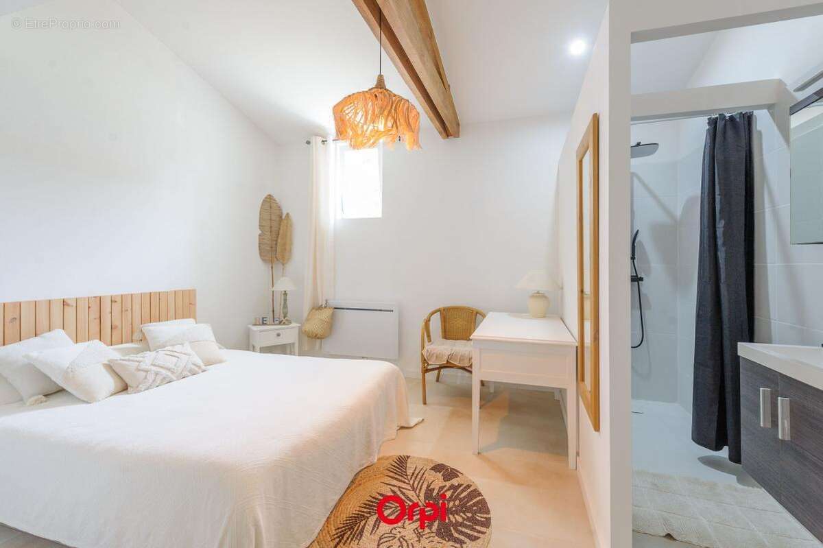 Maison à SAINTE-MARIE-DE-RE