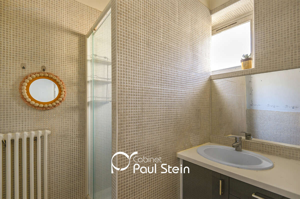 Appartement à MARSEILLE-2E