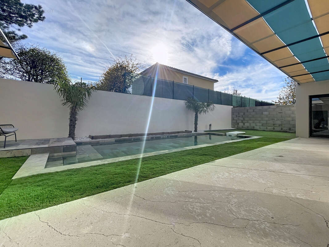 Maison à ANDREZIEUX-BOUTHEON