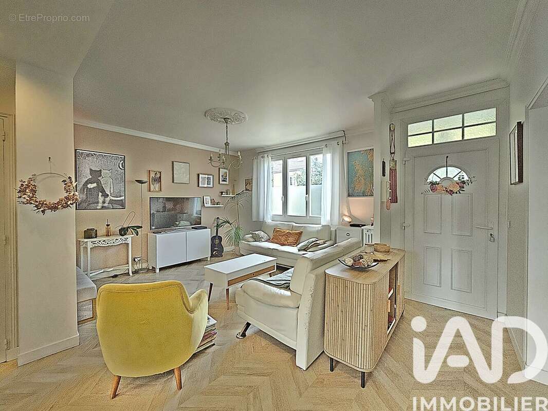 Photo 3 - Maison à LA COURNEUVE