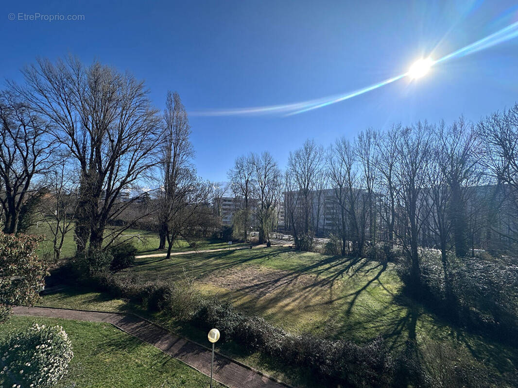 Appartement à MEYLAN