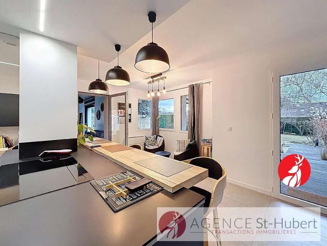 Maison à FONTAINEBLEAU