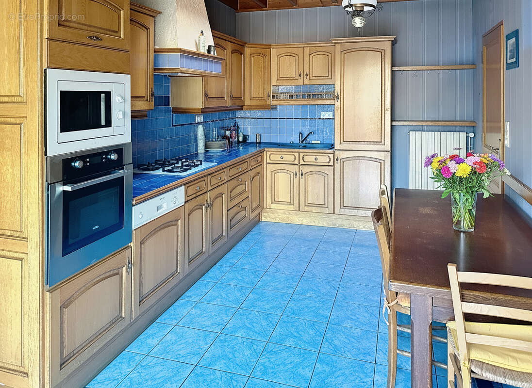 Maison à EQUEURDREVILLE-HAINNEVILLE