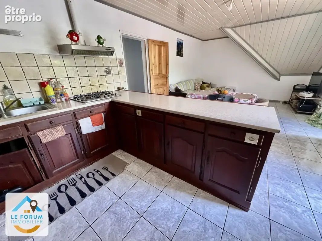 Petite île 97429 - ensemble immobilier en bon etat général - bon rendement locatif - magnifique vue mer - photo 9